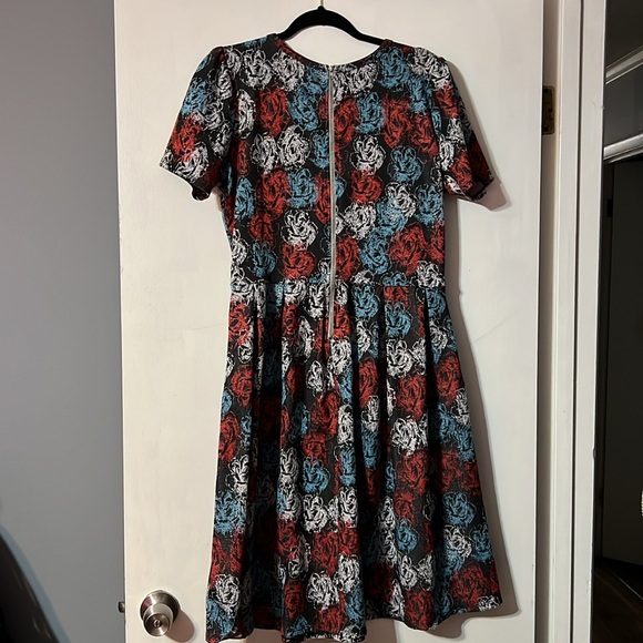 Lularoe Amelia - Picture 4 of 4